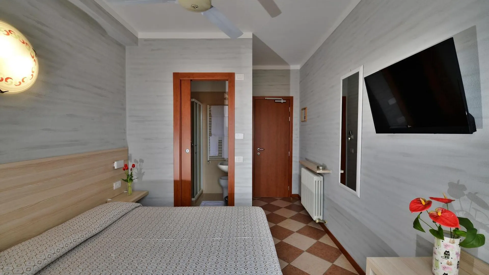 Hotel Fiordaliso Sirmione 2*,  Italia